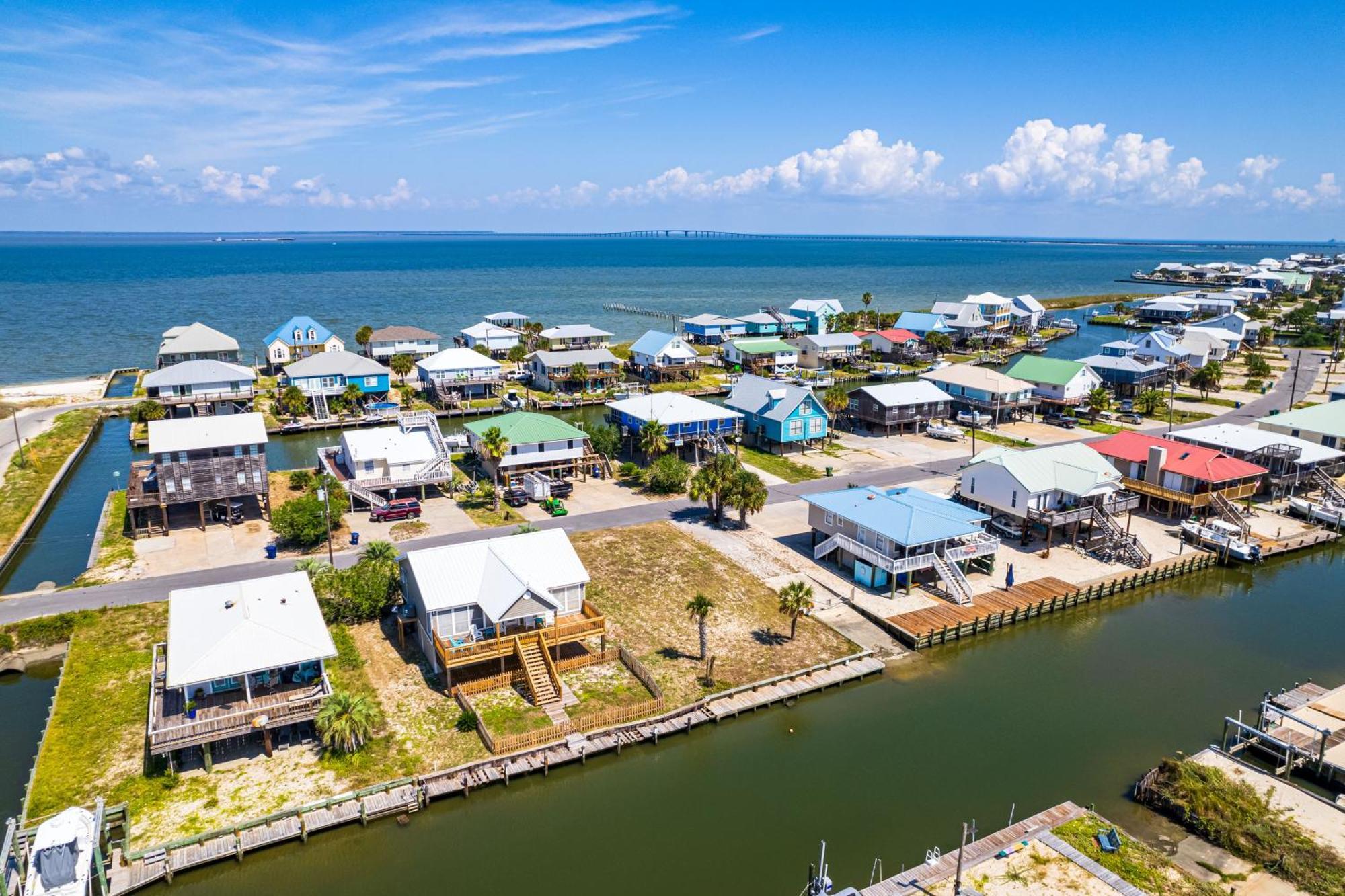 Waterfront Dauphin Island Home With Deck And Boat Dock Экстерьер фото