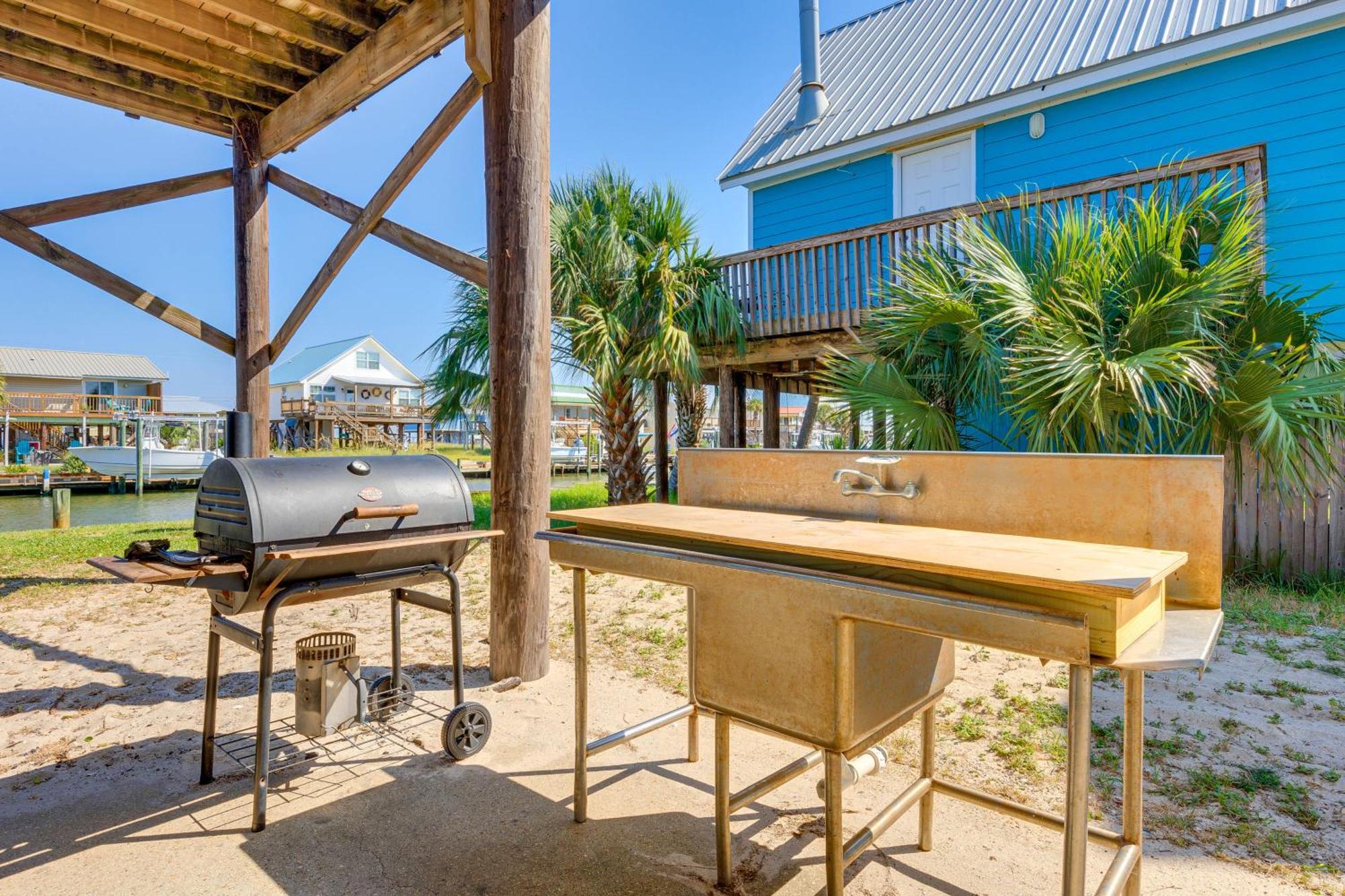 Waterfront Dauphin Island Home With Deck And Boat Dock Экстерьер фото