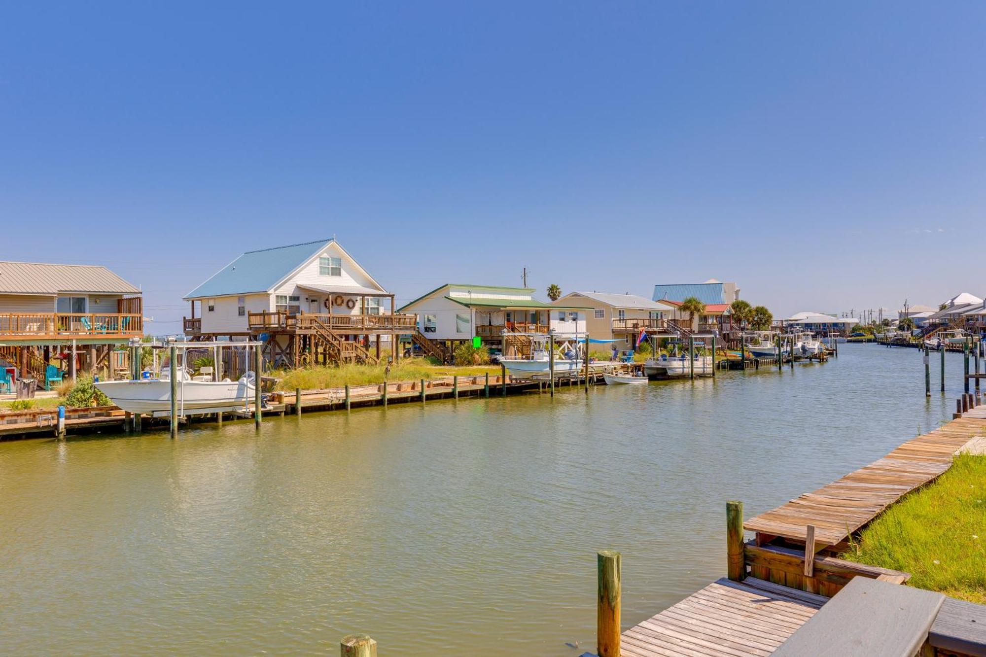 Waterfront Dauphin Island Home With Deck And Boat Dock Экстерьер фото