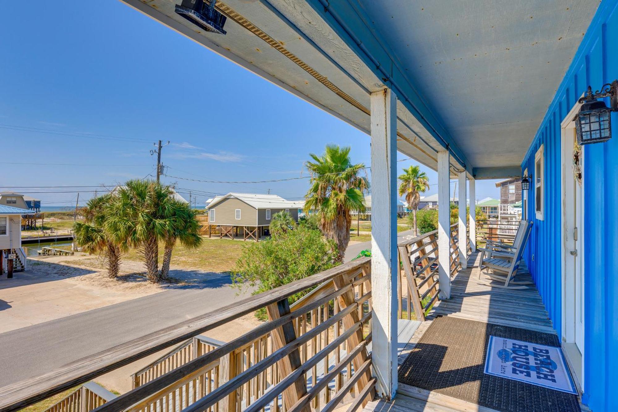 Waterfront Dauphin Island Home With Deck And Boat Dock Экстерьер фото