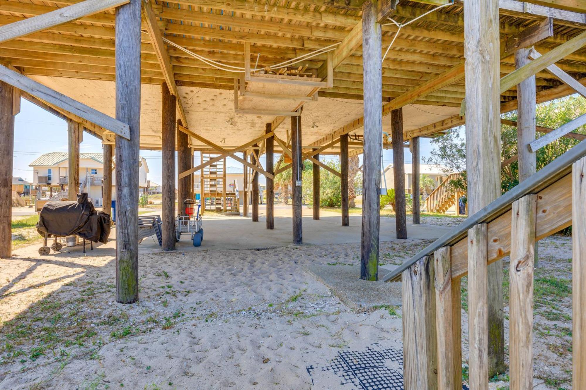 Waterfront Dauphin Island Home With Deck And Boat Dock Экстерьер фото