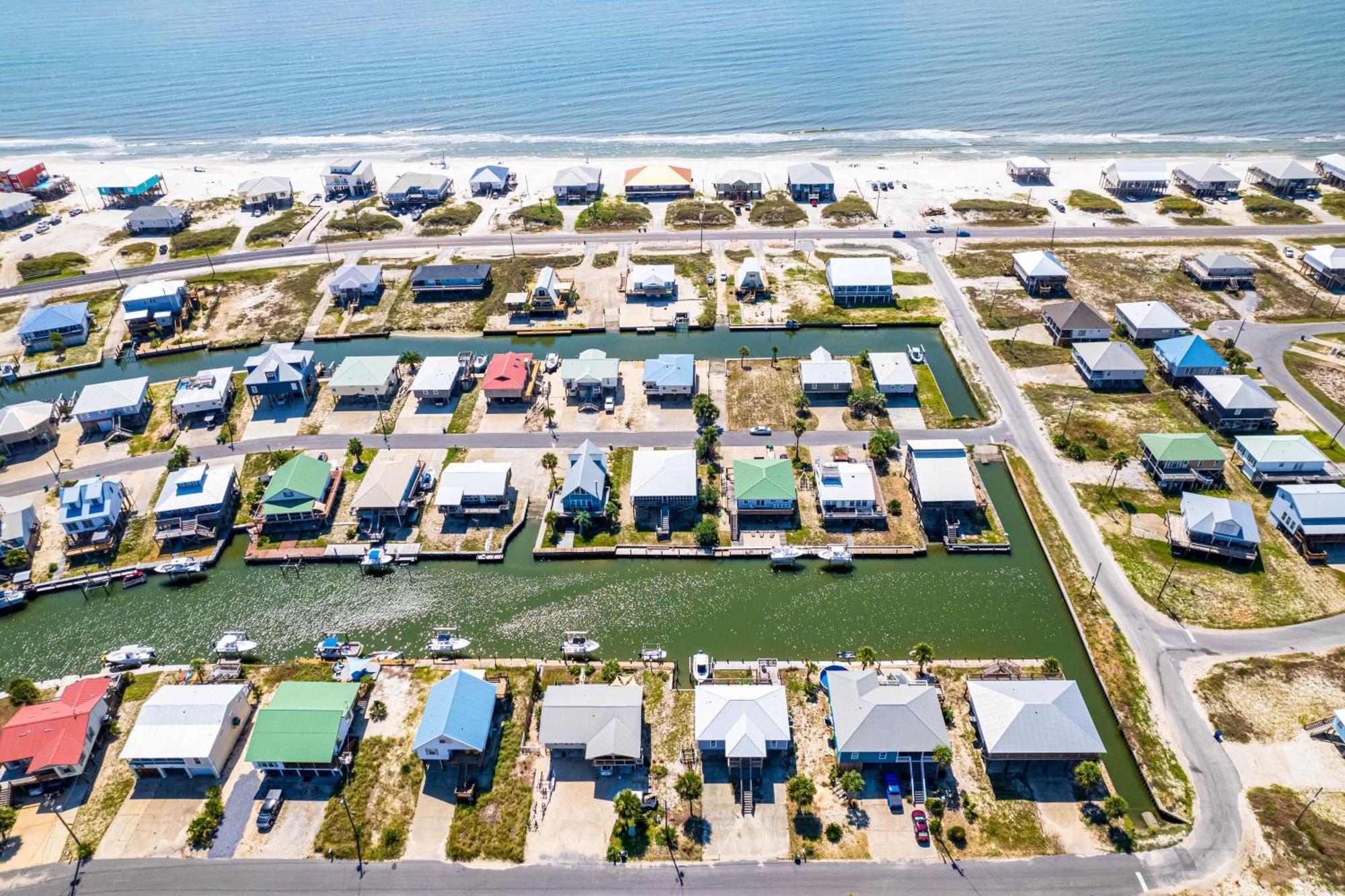 Waterfront Dauphin Island Home With Deck And Boat Dock Экстерьер фото